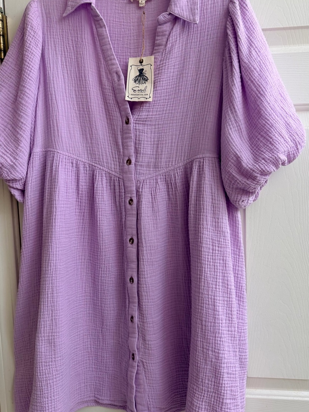 easel Lavender Button-Front Puff Sleeve Tunic